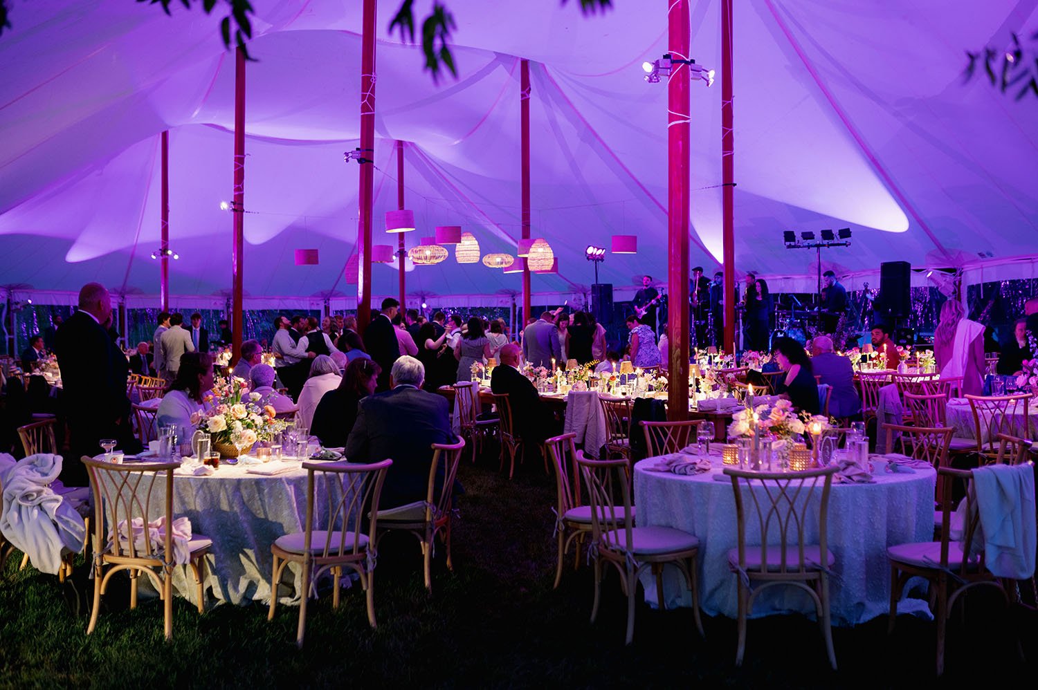 sse-tent-wedding-lighting-taylor-joe-03