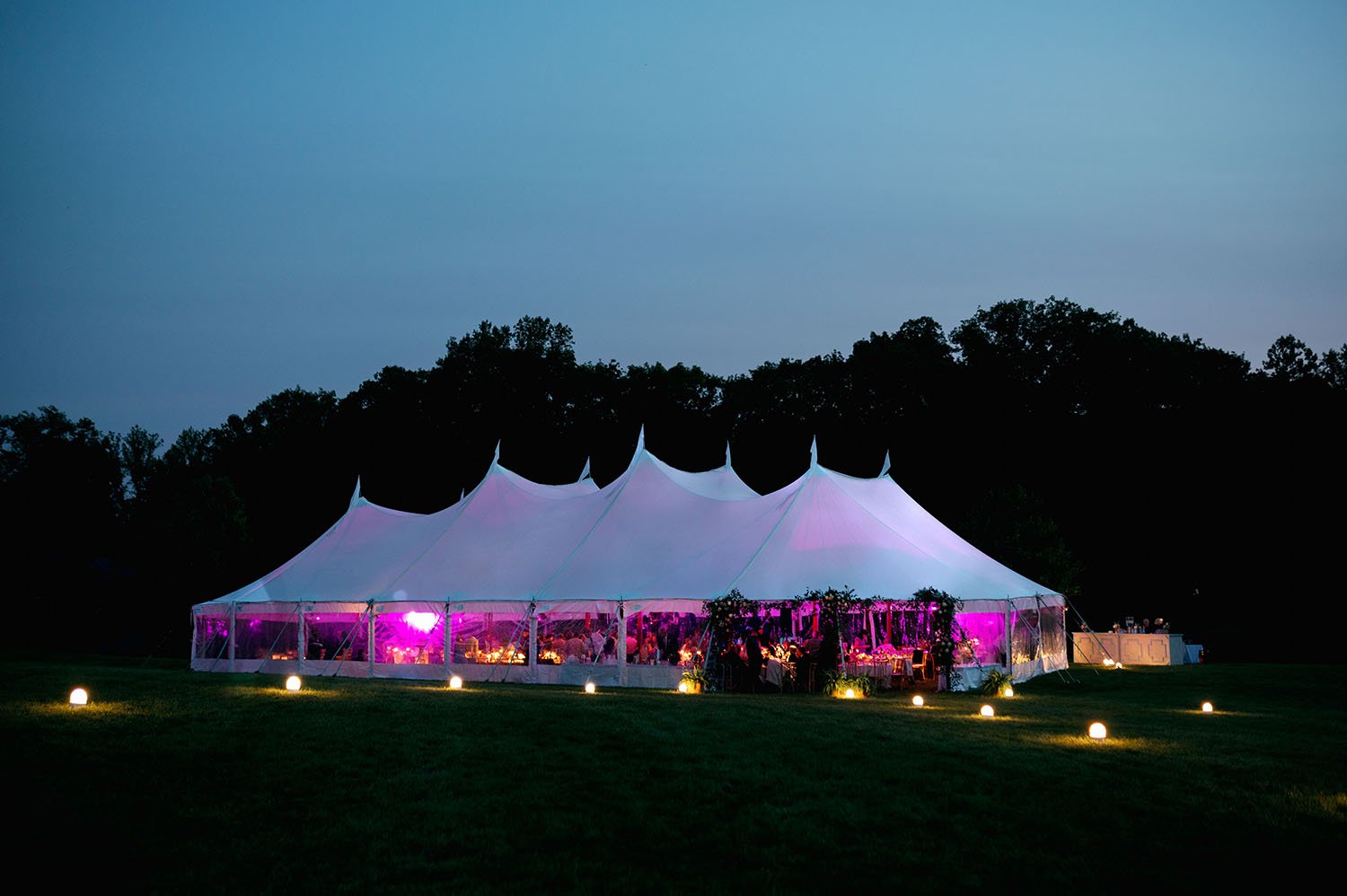 sse-tent-wedding-lighting-taylor-joe-05